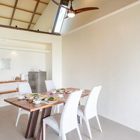 L'Osteria Luxe Beachfront B&B General Luna  Esterno foto